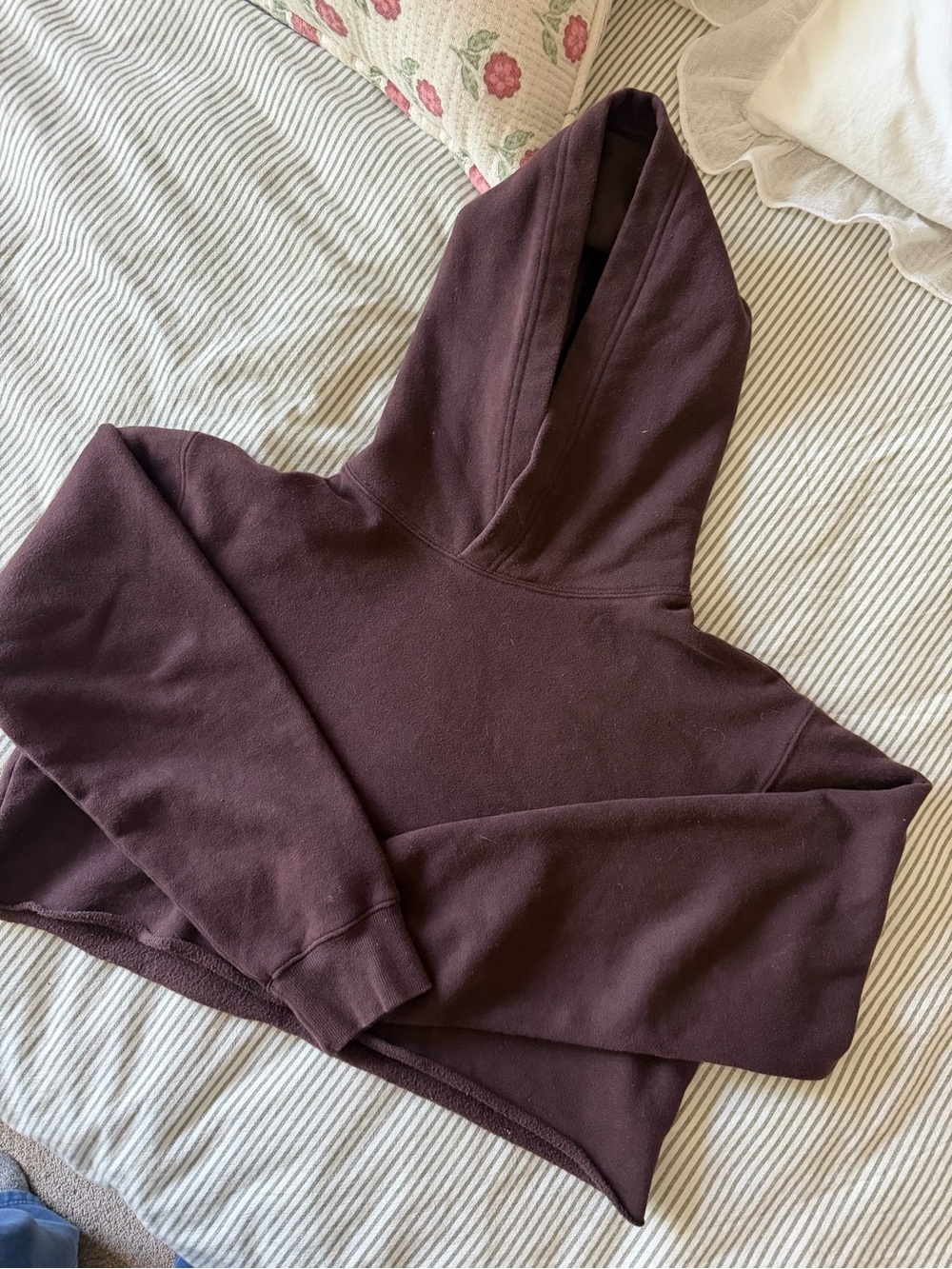 TNA Cropped Hoodie